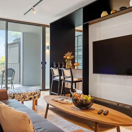 Infinity Pool And Open Views At Savoy Insular Appartement Funchal (Madeira)