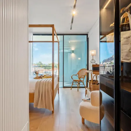 Infinity Pool And Open Views At Savoy Insular * Funchal (Madeira)