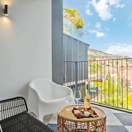 Infinity Pool And Open Views At Savoy Insular *