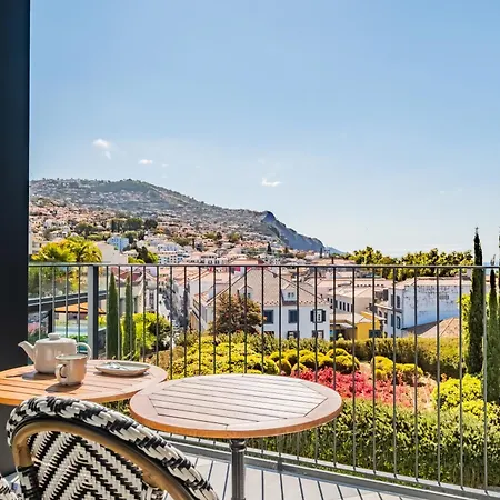 Luxury 5-star At Savoy Insular Funchal (Madeira)