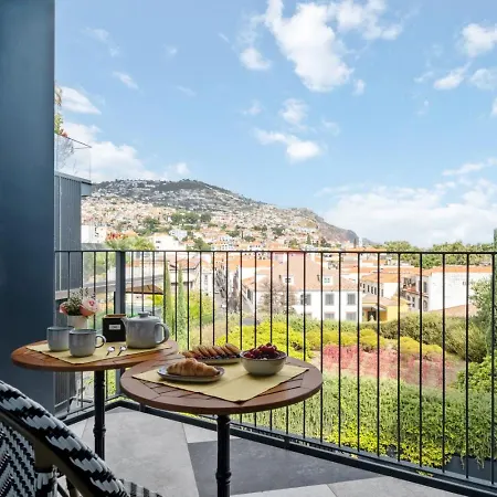 Luxury 5-star At Savoy Insular Διαμέρισμα Φουνκάλ
