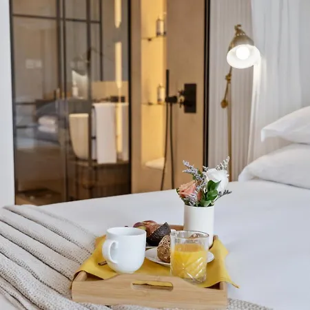 Infinity Pool And Open Views At Savoy Insular *